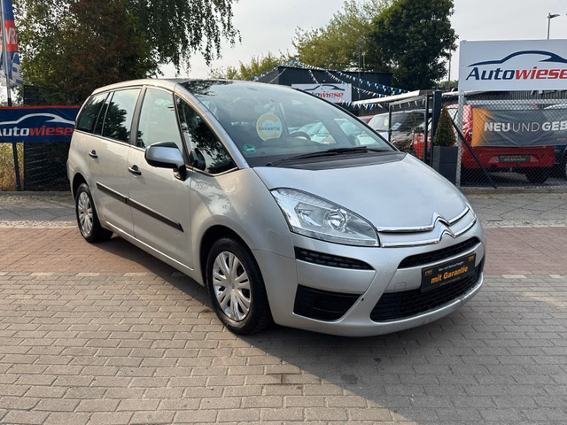 Citroën C4 - foto 1
