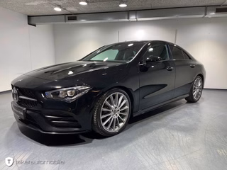 Mercedes-Benz CLA 220 d Coupe AMG Line - foto 1