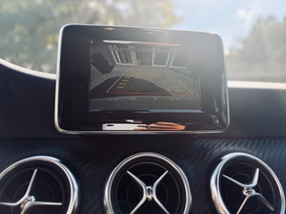 Mercedes-Benz A 200 BlueEfficiency AMG+Bi-Xenon+Kamera+H&K+ - bilder 4