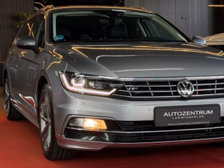 Volkswagen R-LINE/Highline/D-LED/ACC/NAVI/KAM/SHZ/LRH - foto 31