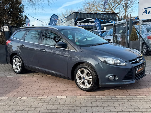 Ford Focus Turnier 1.6TDCI*Temp.*Klimaaut.*Tüv+ZR NEU - foto 1