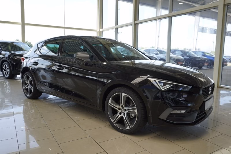 SEAT Leon FR 2,0TDI DSG aAHK/Pano/Matrix/Navi/DCC/Kamera   **
