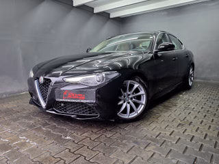 Alfa Romeo Giulia Gebrauchtwagen Kaufen