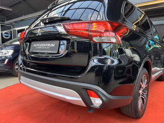 Mitsubishi Outlander Plus 2,2DI-D LED/TEMP/KAM/SHZ/ - foto 4