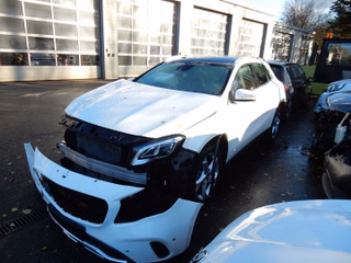 Mercedes-Benz Urban Navi. Pano.