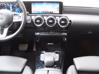 Mercedes-Benz CLA 180 SB Automatik LED Widescreen - bilder 10