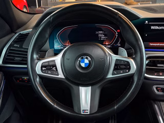 BMW xDrive 30 d M Sport PANO/MEMORY/LED/ICONICGLOW/KAMERA - foto 16