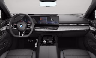 2027 BMW 530i xDrive - photo 7