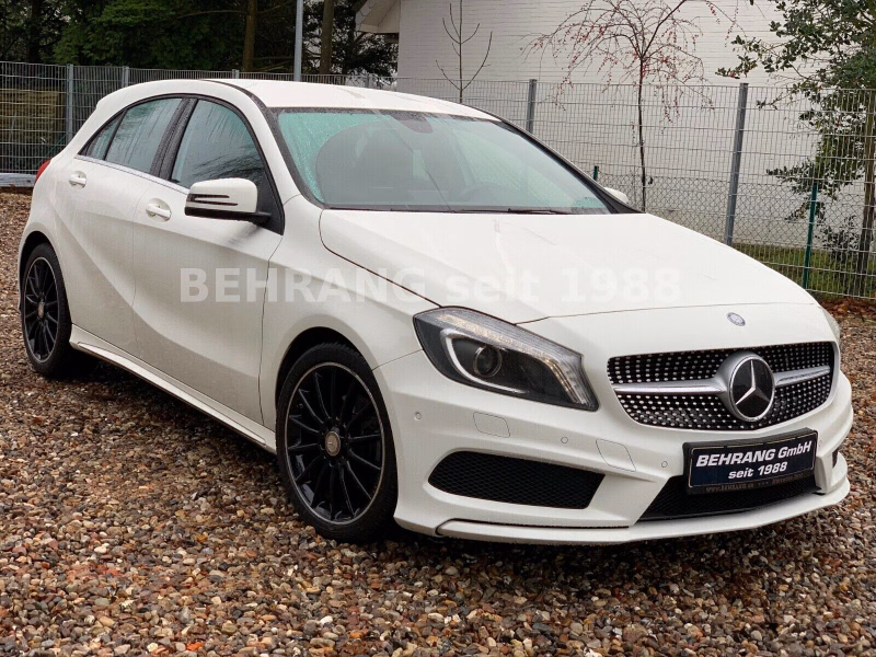 Mercedes-Benz A180 AMG-LINE *NAVIGATION*BI-XENON*SITZHEIZUNG*