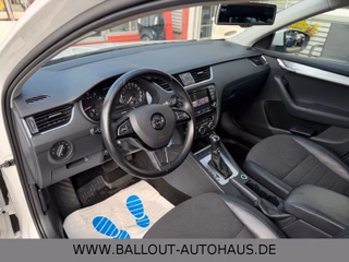 Skoda Octavia Elegance*2.HAND*KLIMA*ACC*TEMP*SPUR*NAVI - foto 8