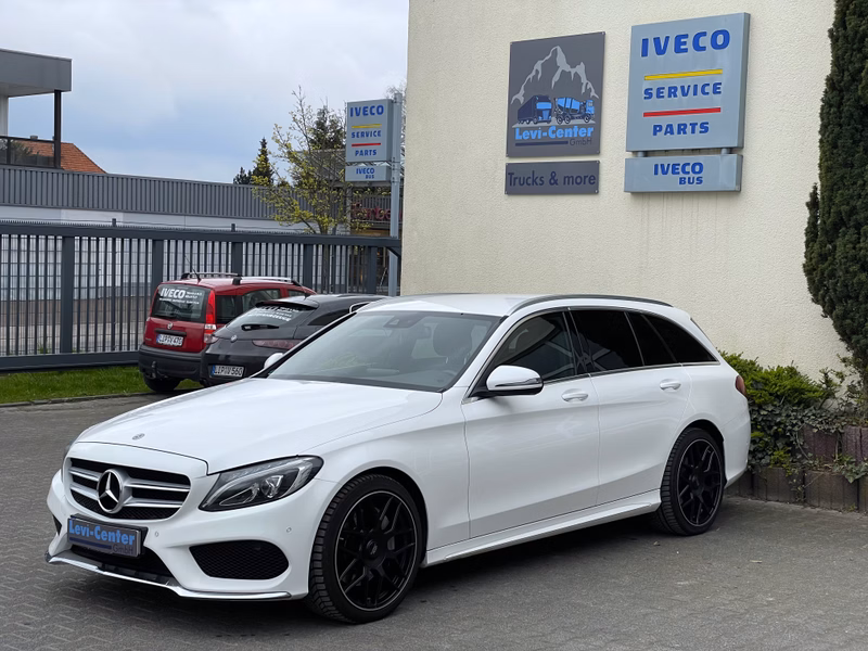 Mercedes-Benz C 400 4Matic T AMG AHK LED Service Navi