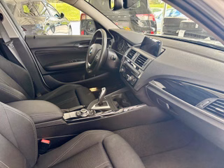 BMW 118 d Sport Line aut.  LED GSHD Navi PDC AHK SHZ - bilder 15
