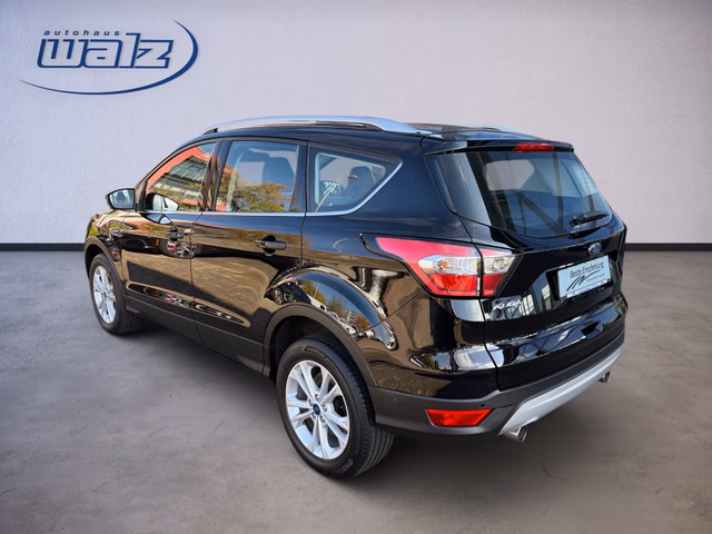 Ford Kuga Titanium +NAVI+AHK+WINTERPAKET+ - foto 3