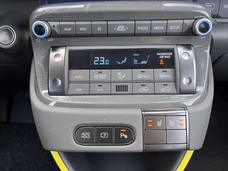 Hyundai INSTER Cross Elektro 85 kW Wärmepumpe - bilder 16