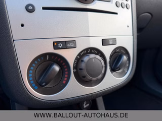 Opel Corsa D 150 Jahre*1.HAND*KLIMA*TEMPO*LKZ*SHZ*EU5 - bilder 11