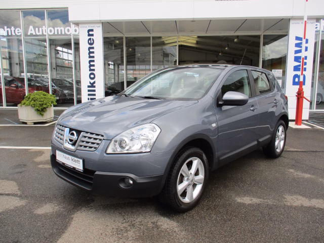 Nissan Qashqai 2.0 - foto 1