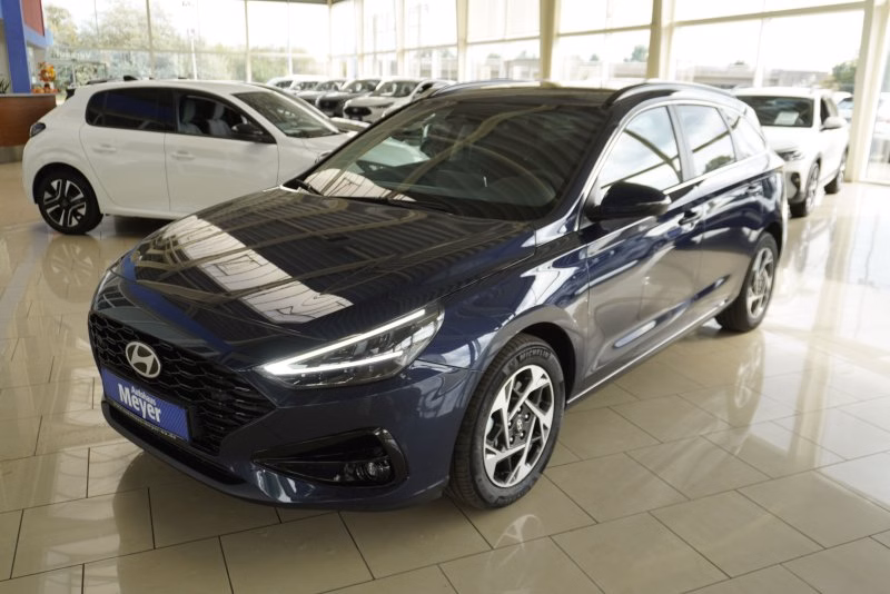 Hyundai i30 Kombi Facelift 1,5T-GDI 7DCT Navi/LED/Kamera/Winterp.  **
