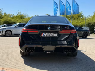 2027 BMW M5 Sedan - photo 2