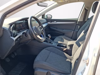 Volkswagen Golf VIII 1.5 TSI R-Line OPF KLIMA / AHK / NAVI / ACC / SITZHEIZUNG - bilder 4