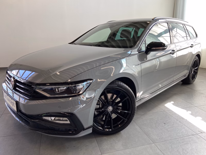 Volkswagen Passat Variant Elegance 4Motion R-LINE DSG AHK  DISCOVER PRO
