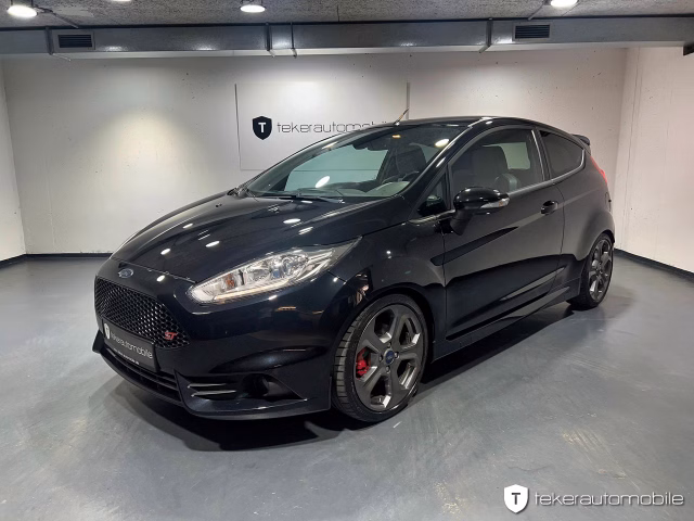 Ford Fiesta ST Leder-Sport-Paket Gebrauchtwagen Kaufen | EZ 09/2015