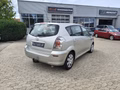 Daumennagel 4 - Toyota Corolla Verso  KLIMAAUTO TEMPOMAT PDC