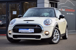 MINI Cooper S Pepper white 8-fach Service +TÜV NEU Used vehicle for sale | First registration 06/2015 | Price 17.490 €