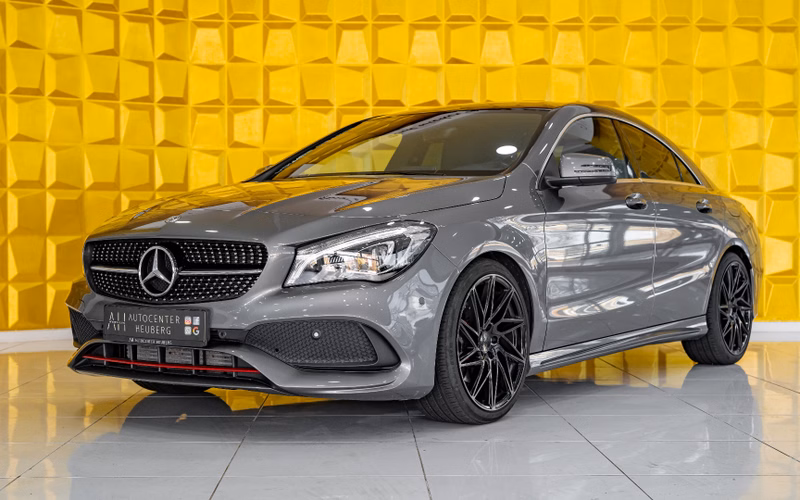 Mercedes-Benz CLA 250 AMG 4M PANO HARMAN&KARDON TEMP PDC NAVI