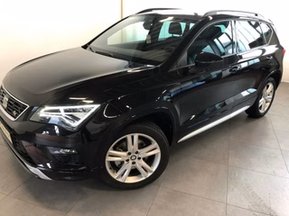 Seat Ateca 1.5 TSI FR DSG LEDER ACC 18" PANO AHK