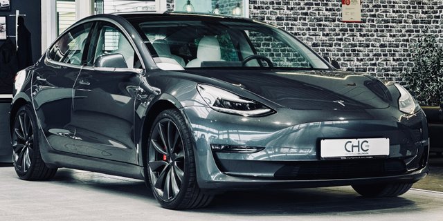 Tesla Model 3 Performance Dual AWD Full Self Driving Gebrauchtwagen Kaufen | EZ 08/2020 | Preis 34.000 €
