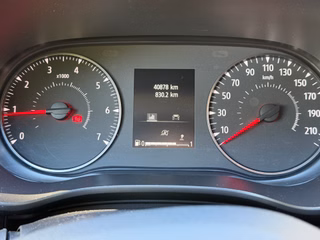 Dacia Jogger Extreme  CAM Navi SHZ AHK 7 Sitzer - bilder 21