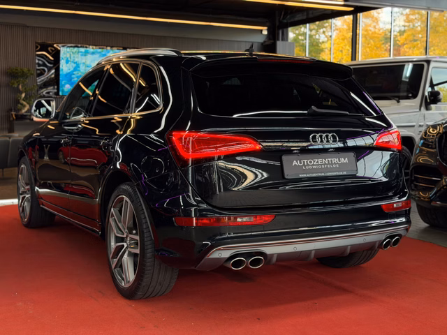 Audi SQ5 3.0 TDI quattro PANO/PDC/LED/ACC/NAVI/AHK/LEDER - foto 4