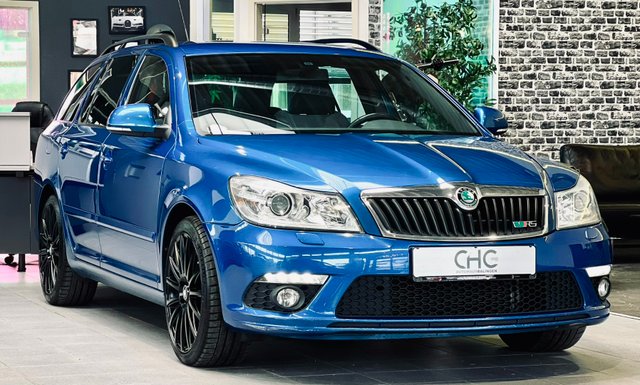 Skoda Octavia Combi 2.0 TSI RS Bi-XENON|NAVI|SHZ|PDC|MFL Gebrauchtwagen Kaufen | EZ 02/2012 | Preis 10.690 €
