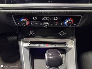 Audi Q3 35 TDI S line *AHK*Aut.*LED*CarPlay* - foto 15