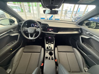 Audi A3 Sportback S-Line Sport Autom., LED Matrix Pano Sonos - bilder 4