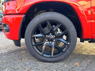 Dodge RAM Laramie Night Premium + 3 Jahre Garantie AHK + elekr. Heckklappe + Beifahrerdisplay - foto 13