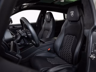 Lamborghini Urus S MY23 AKRAPOVIC B&O PANO 23" - bilder 1