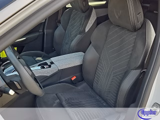 Peugeot 3008 Elektromotor 210 GT Exclusive AHK - foto 9