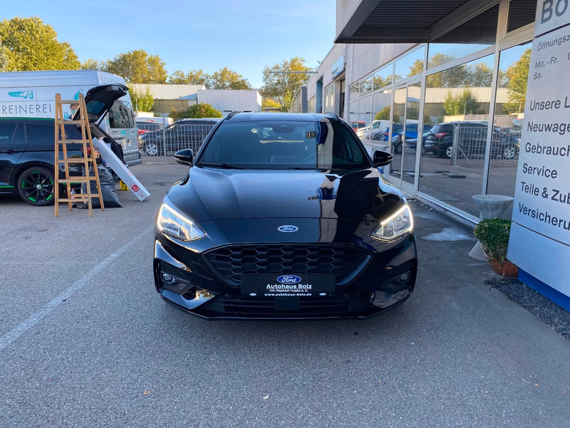 Ford Focus Turnier ST-Line - Automatik - Techno.P.2 - Elektr.Heckkl. - Navi - Kamera - B&O - Top
