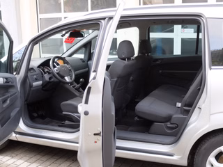 Opel Zafira B Sport aus 1.Hand nur 79 Tkm - bilder 11