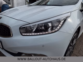 Kia cee'd Sportswagon Spirit*2.HAND*TEMPO*KLIMA*AHK* - bilder 12