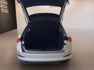 Skoda Scala Ambition Autom., LED CarPlay ACC PDC - foto 4