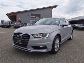 Audi A3 1.4 TFSI Limousine 2.HAND/SHZ/TEMPOMAT/KLIMA/PDC Gebrauchtwagen Kaufen | EZ 06/2015 | Preis 15.990 €