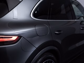Porsche Cayenne  ACC PANO LUFT SPUR 360-CAM 21" - bilder 18