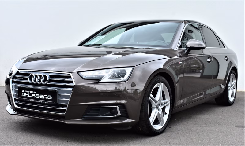 Audi A4 sport quattro S-tronic S line Sport / Plus Standheiz/ACC/Virtual/Navi/Bi-Xenon/AHK