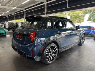 2027 MINI Cooper S 4 Door - photo 3