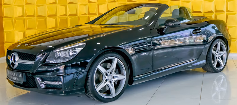 Mercedes-Benz SLK 200 AMG Edition 1/NAVI/DESIGNO/LEDER/PANO