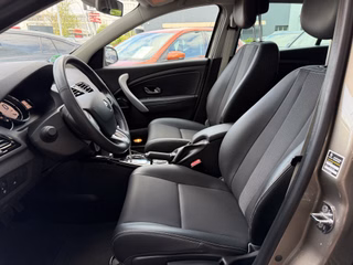 Renault Megane III Grandtour BOSE Edition Automatik - foto 4