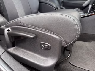 Renault Megane III Grandtour BOSE Edition Automatik - foto 9
