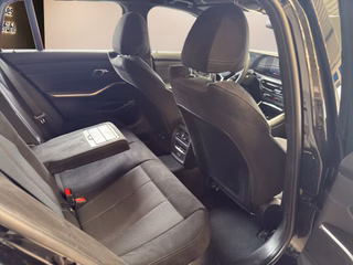 BMW 330 i xDrive M Sport Autom., LED ACC Navi Kamera - photo 10